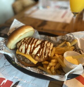 breakfast burger food hall dado bier